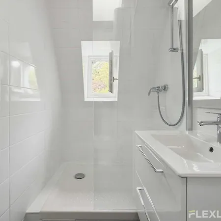 Flexliving - Whole - 18 *